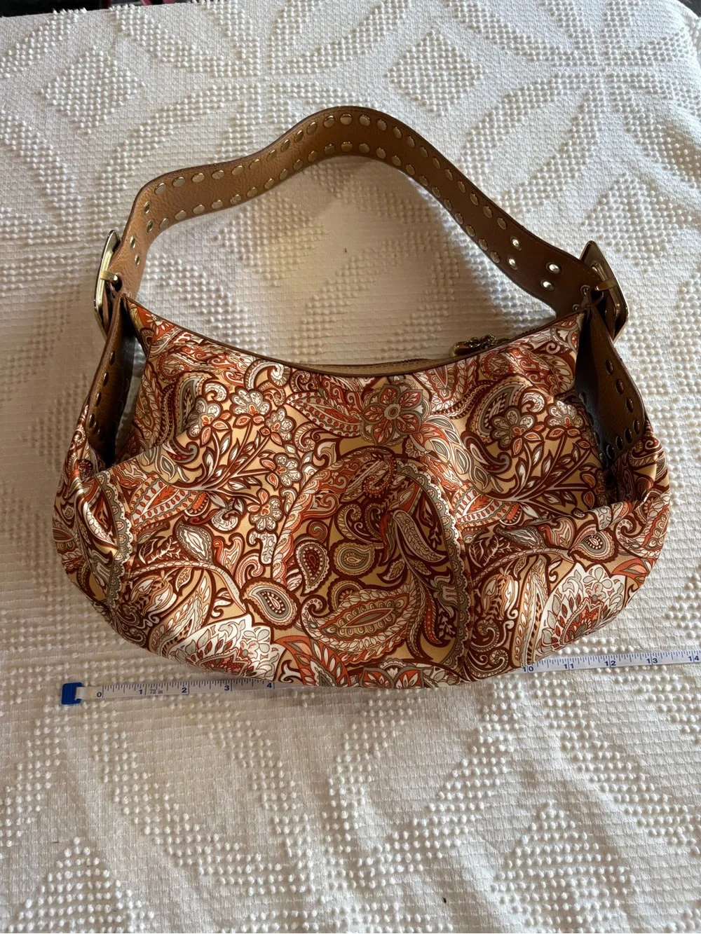 Kathy Van Zeeland Orange and Cream Paisley Shoulder Hobo Bag Y2K Boho Retro
